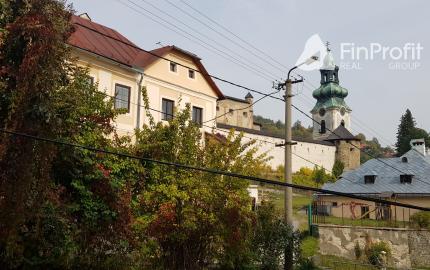 Predám zabehnutú reštauráciu v Banskej Štiavnici.