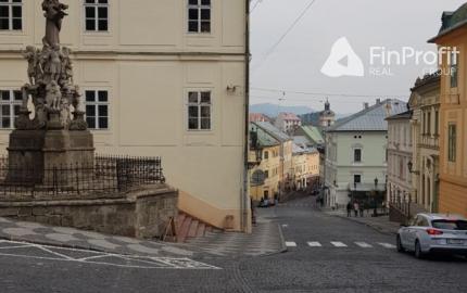 Predám zabehnutú reštauráciu v Banskej Štiavnici.