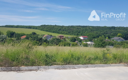 Predám stavebný pozemok Nitra - Šúdolská ulica.