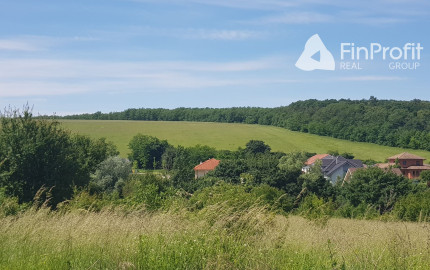 Predám stavebný pozemok Nitra - Šúdolská ulica.