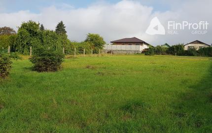 Predám stavebný pozemok 713m2 v Lehote pri Nitre.