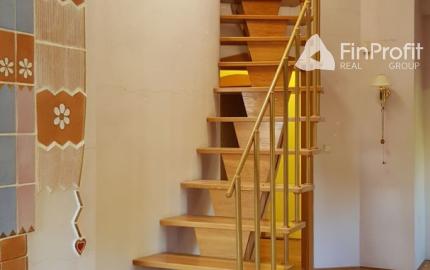 Predám RD pre veľkú rodinu alebo firmu v Nitre - Čermáň.