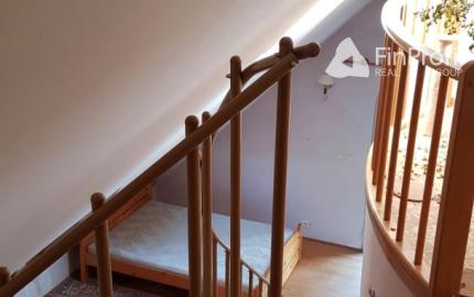 Predám RD pre veľkú rodinu alebo firmu v Nitre - Čermáň.