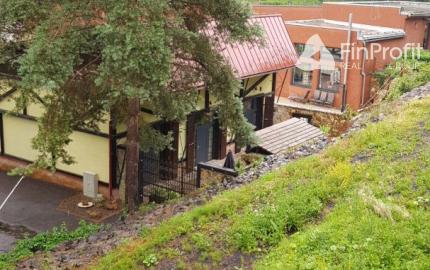 Predám budovu so 7 apartmánmi vo výstavbe vo Vyhniach.