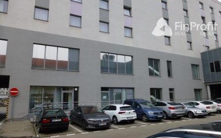 Kancelária v administratívnej časti Hotela Saffron - 48,9 m2, Radlinského ul.