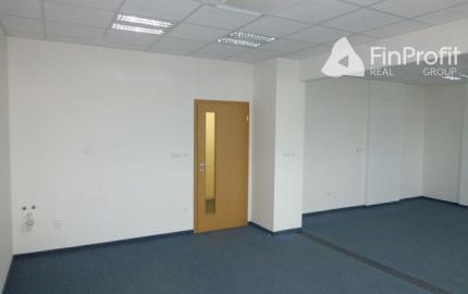 Klimatizovaná kancelária na prenájom - 39,42 m2, Slovnaftská ul.
