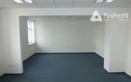 Klimatizovaná kancelária na prenájom - 39,42 m2, Slovnaftská ul.