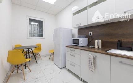 Na prenájom kancelárie s výmerou od 20 m2 v budove Luxor na Štúrovej ul.