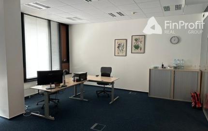 Na prenájom reprezentatívne kancelárske priestory v budove Omnipolis.