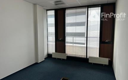 Na prenájom reprezentatívne kancelárske priestory v budove Omnipolis.