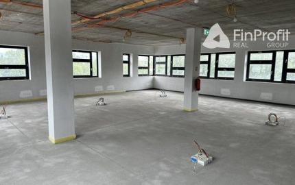 Kancelárske priestory s voliteľnou dispozíciou a skladom na prenájom - od 150 m2, Elektrárenská ul.