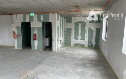 Kancelárske priestory s voliteľnou dispozíciou a skladom na prenájom - od 150 m2, Elektrárenská ul.