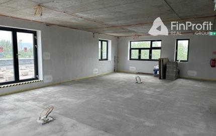 Kancelárske priestory s voliteľnou dispozíciou a skladom na prenájom - od 150 m2, Elektrárenská ul.