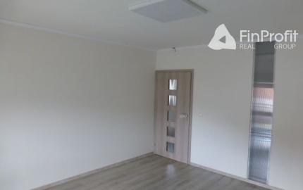 Na prenájom zrekonštruovaný kancelársky priestor o výmere 85 m2 s vlastným vstupom.