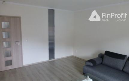 Na prenájom zrekonštruovaný kancelársky priestor o výmere 85 m2 s vlastným vstupom.