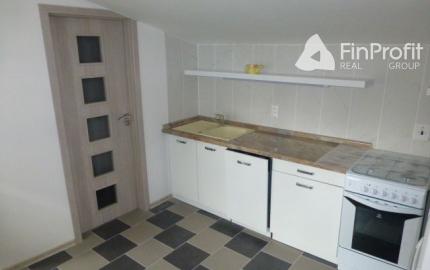 Na prenájom zrekonštruovaný kancelársky priestor o výmere 85 m2 s vlastným vstupom.