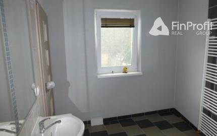 Na prenájom zrekonštruovaný kancelársky priestor o výmere 85 m2 s vlastným vstupom.