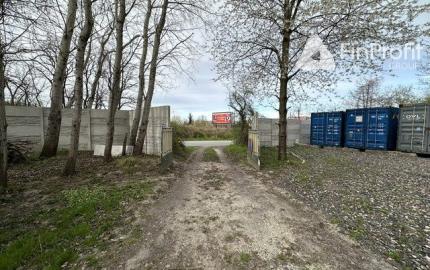 Na prenájom pekný pozemok vhodný pre voľno časové aktivity.