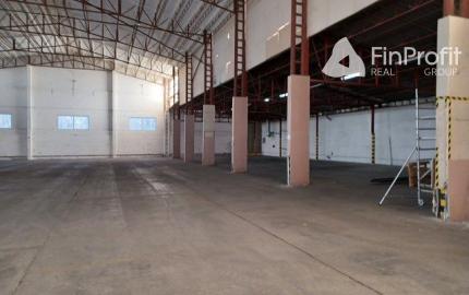 Na prenájom skladovacie haly s výmerami 640 m2, 2.256 m2 a 3.430 m2 v obci Zohor.