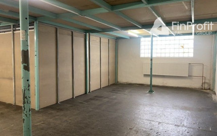 Menšie skladové priestory na prenájom - od 2 m2 do 52 m2, ul. Stará Vajnorská.