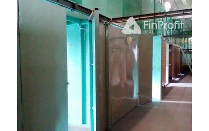 Menšie skladové priestory na prenájom - od 2 m2 do 52 m2, ul. Stará Vajnorská.