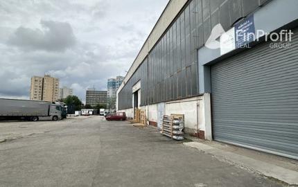 Na prenájom skladovací priestor o výmere 50 m2 v Petržalke.