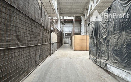 Skladovací priestor na prenájom - 150 m2, Kopčianska ul.