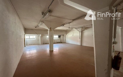 Vykurovaný skladový priestor na prenájom - 300 m2, Kukučínova ul.