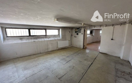 Vykurovaný skladový priestor na prenájom - 300 m2, Kukučínova ul.