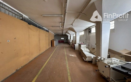 Vykurovaný skladový priestor na prenájom - 300 m2, Kukučínova ul.