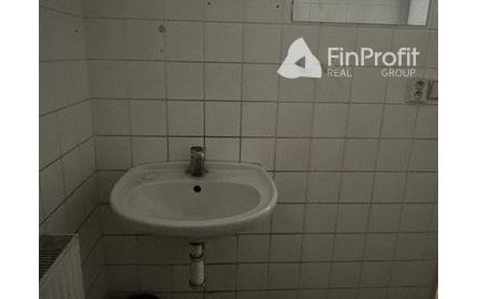 Sklad s administratívnym a sociálnym zázemím na prenájom - 810 m2, Kukučínova ul.