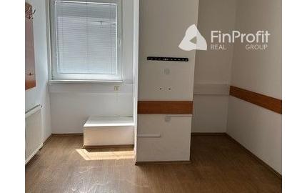 Vykurovaný sklad so zázemím na prenájom. Možnosť rozdelenia. - 8.600 m2, Rača