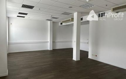 Vykurovaný sklad so zázemím na prenájom. Možnosť rozdelenia. - 8.600 m2, Rača