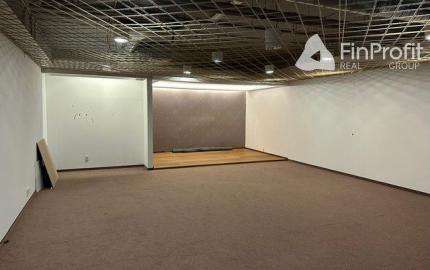 Obchodné priestory so zvýhodneným nájomným na prenájom - od 150 m2, Račianska ul.