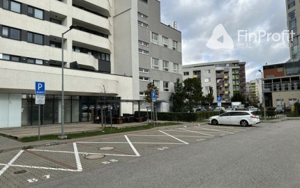 Obchodný priestor v novostavbe bytového domu na prenájom - 119 m2, ul. Závodu Matador.