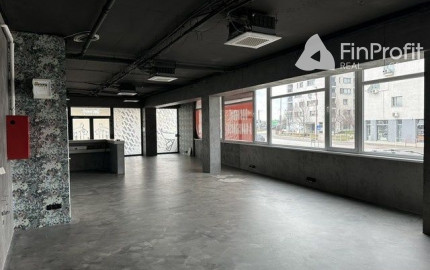 Na prenájom obchodný priestor v polyfunkčnom dome Mendelsohn – 181,70 m²