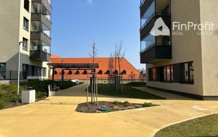 Na prenájom nebytový priestor v projekte Rínok Rača – 45 m²