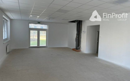 Na prenájom nebytový priestor v projekte Rínok Rača – 72 m²