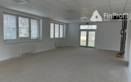 Na prenájom nebytový priestor v projekte Rínok Rača – 72 m²