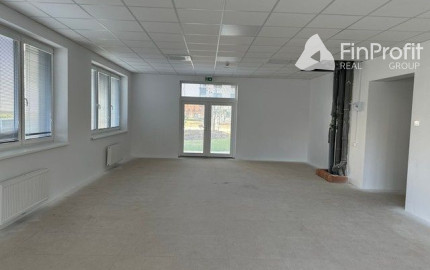 Na prenájom nebytový priestor v projekte Rínok Rača – 72 m²