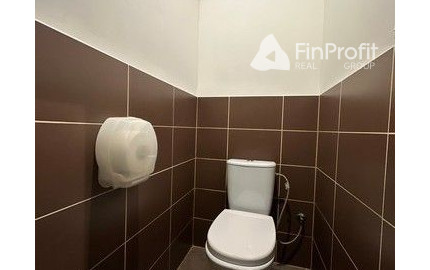 Dvojpodlažný obchodný priestor s vlastným parkovaním na prenájom - 181 m2, Údernícka ul.