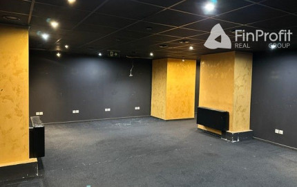 Dvojpodlažný obchodný priestor s vlastným parkovaním na prenájom - 181 m2, Údernícka ul.