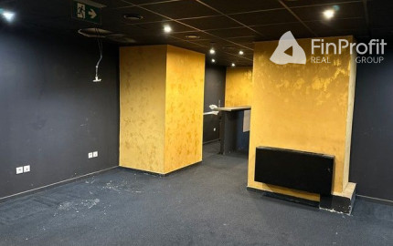 Dvojpodlažný obchodný priestor s vlastným parkovaním na prenájom - 181 m2, Údernícka ul.