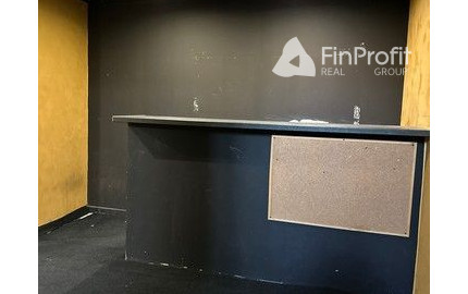 Dvojpodlažný obchodný priestor s vlastným parkovaním na prenájom - 181 m2, Údernícka ul.