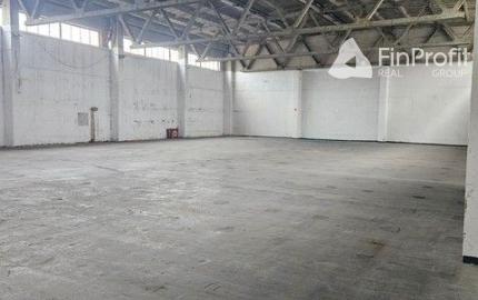 Na prenájom sklad s výmerou 168 m2 a 391 m2