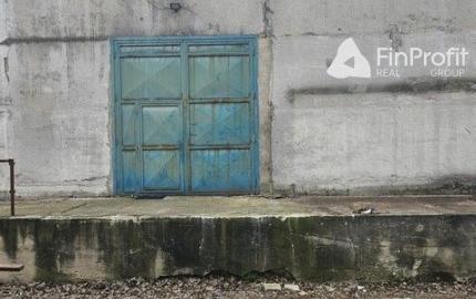 Na prenájom skladový priestor o výmere 280 m2.