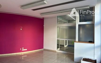 Reprezentatívny obchodno-administratívny priestor na prenájom – 137 m², Košická ulica.