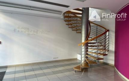 Reprezentatívny obchodno-administratívny priestor na prenájom – 137 m², Košická ulica.