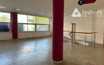 Reprezentatívny obchodno-administratívny priestor na prenájom – 137 m², Košická ulica.