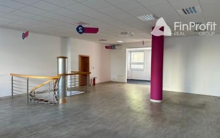 Reprezentatívny obchodno-administratívny priestor na prenájom – 137 m², Košická ulica.